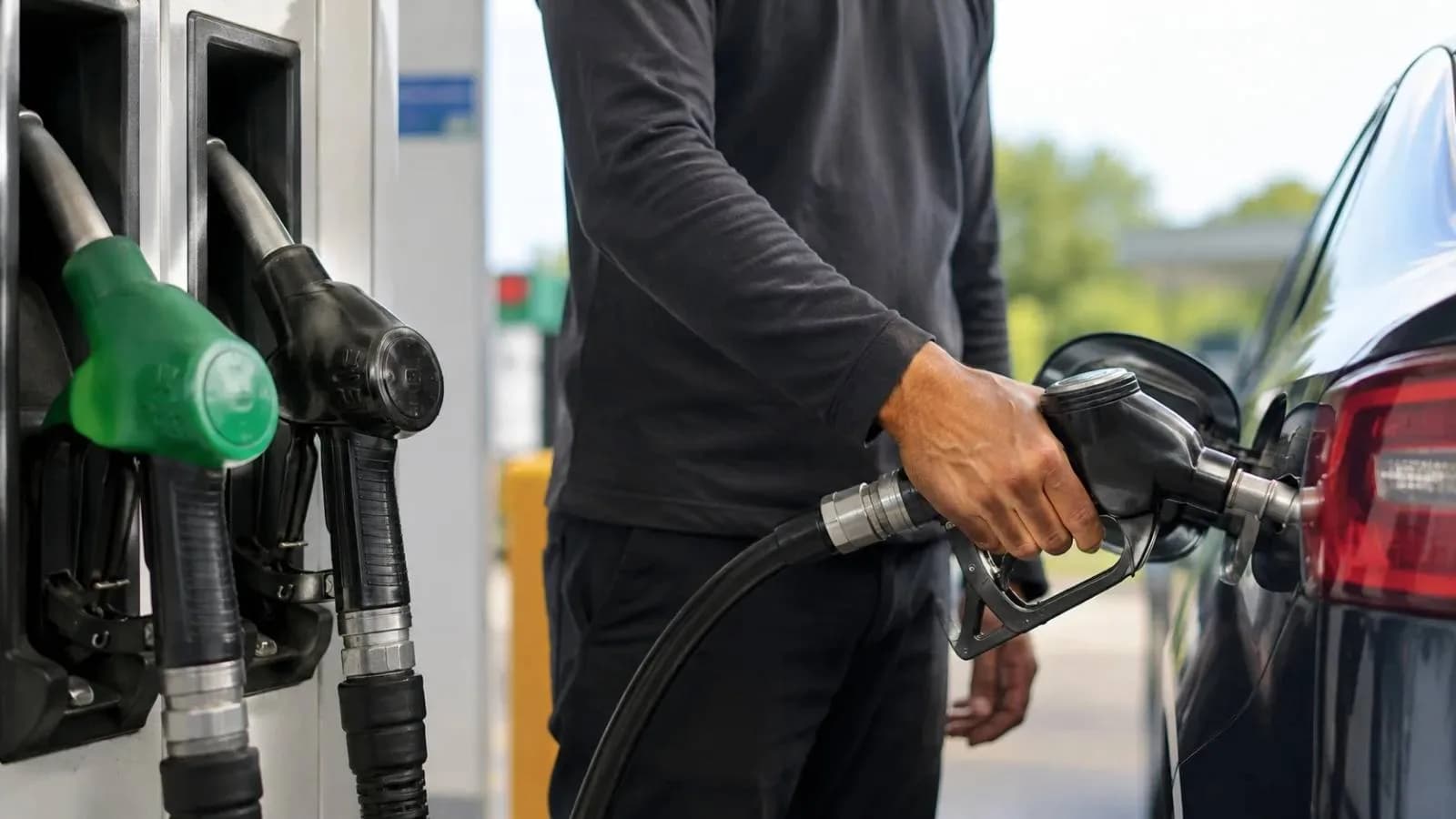 Pakistan Cuts Petrol & Diesel Prices by Rs74 and Rs67