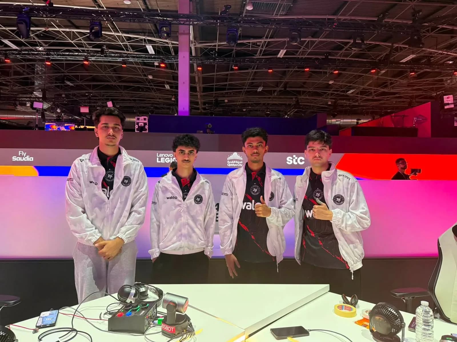 Walee’s 4Thrives Storm into PUBG MOBILE World Cup Grand Finals, Carrying Pakistan’s Flag on the Global Stage