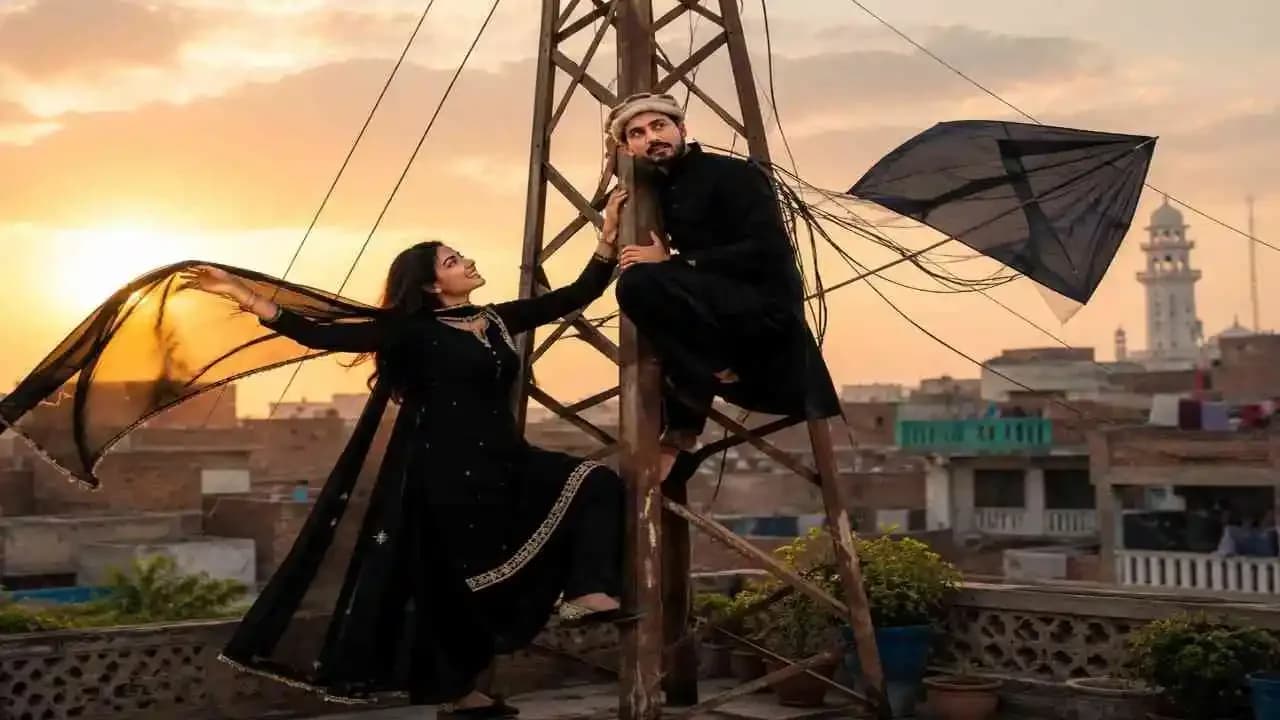 Pakistani Content Creator Ifra Najam Recreates Viral Rooftop Couple Trend