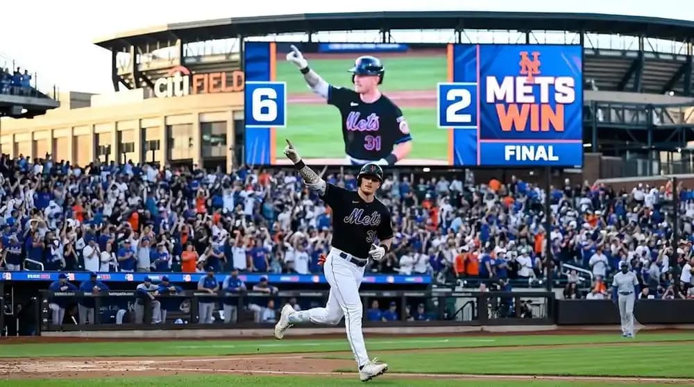 Mets Beat Royals 6–2 Behind A.J. Ewing's Leadoff Homer